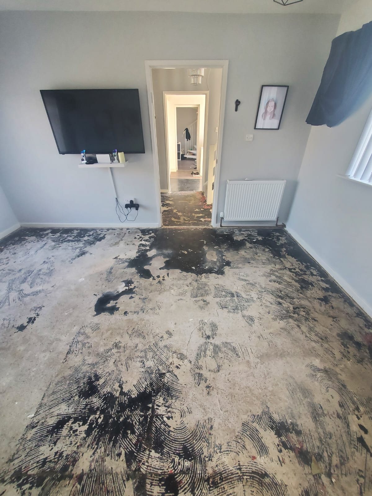 Living room LVT, before